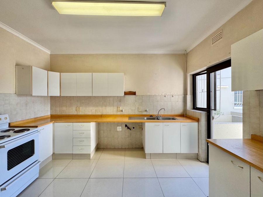 2 Bedroom Property for Sale in Rondebosch Western Cape